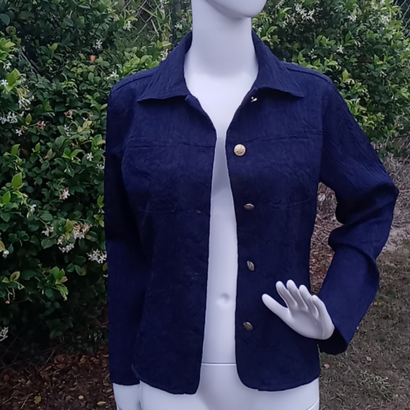 Graff by UM Vintage Gold button Light Jacket - Picture 11 of 16